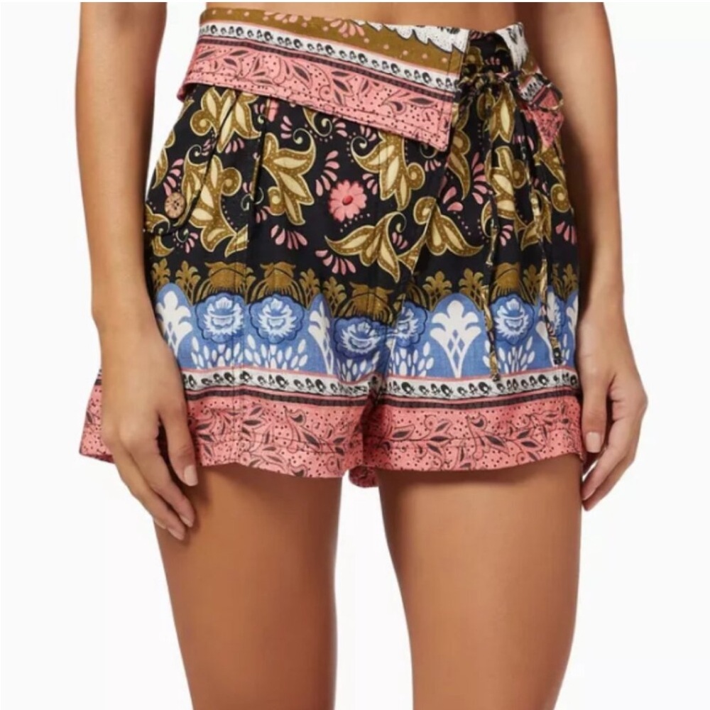 Aqua Bendita Sophie printed shorts